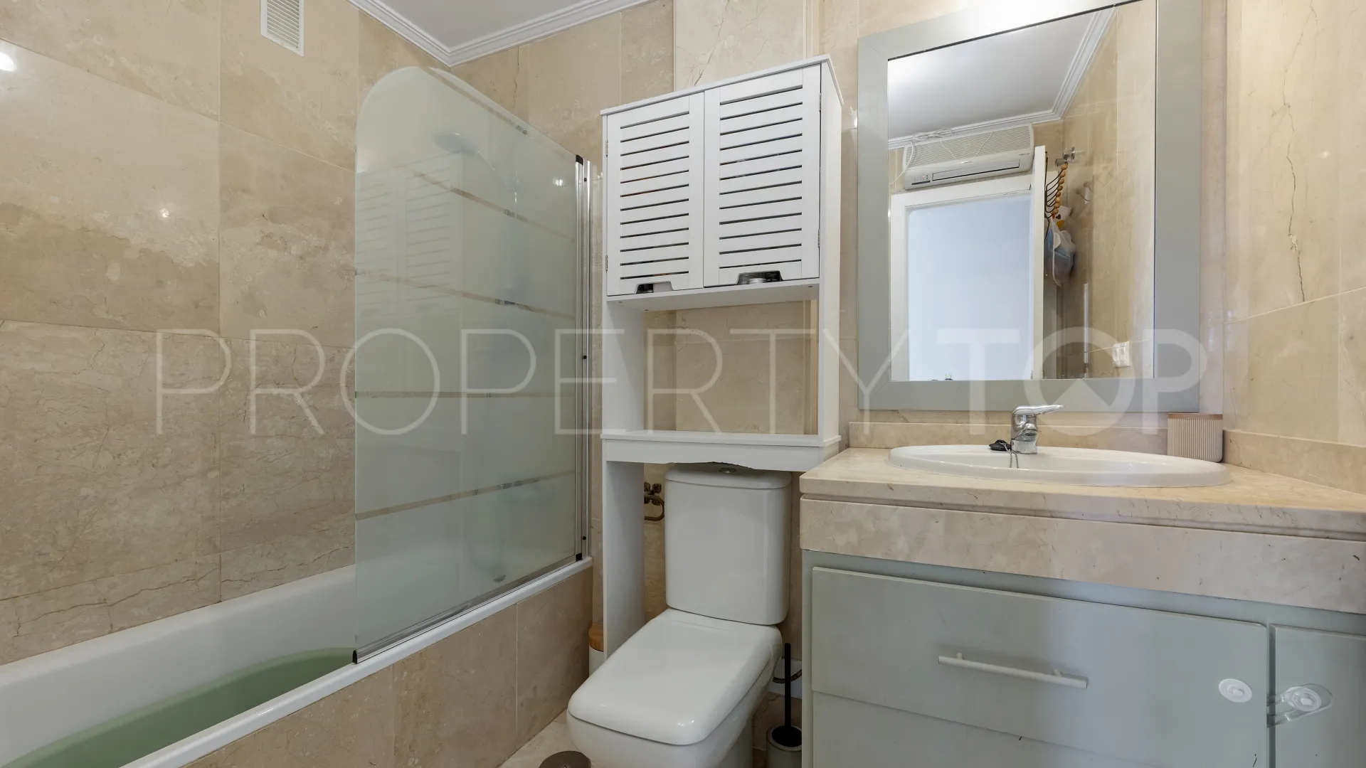 For sale apartment in Cala de Mijas