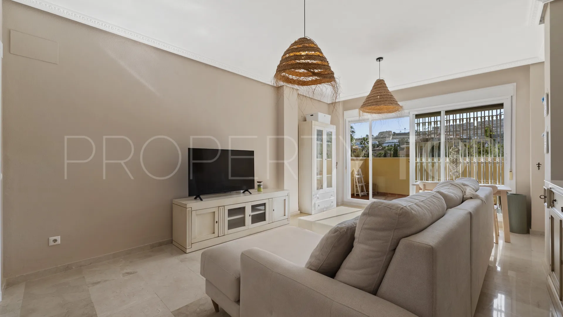 For sale apartment in Cala de Mijas