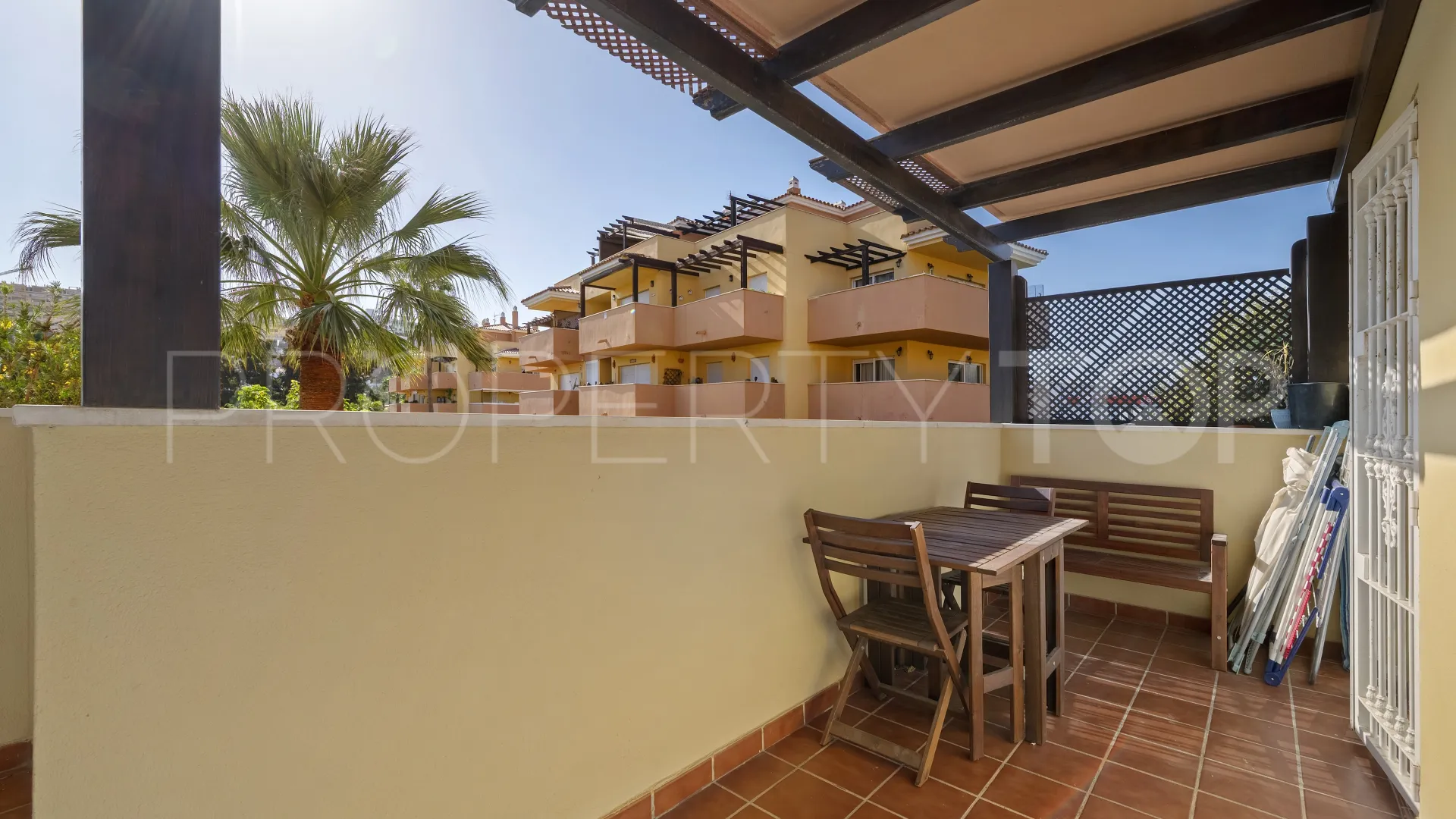 For sale apartment in Cala de Mijas