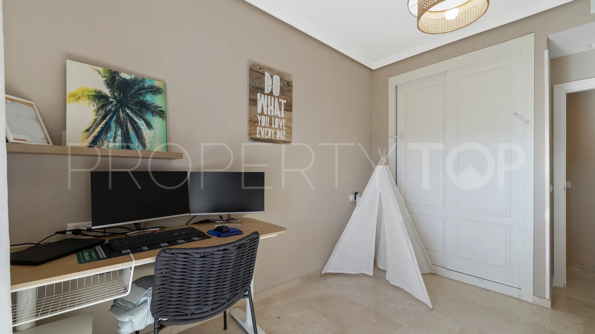 For sale apartment in Cala de Mijas