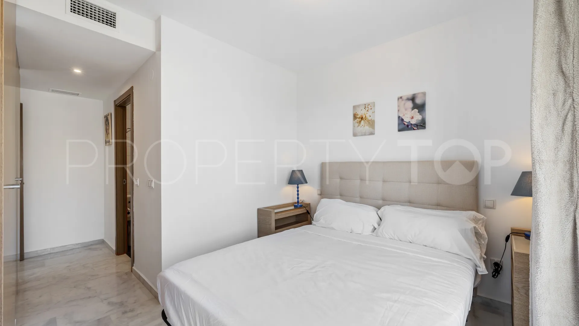 2 bedrooms penthouse for sale in Riviera del Sol
