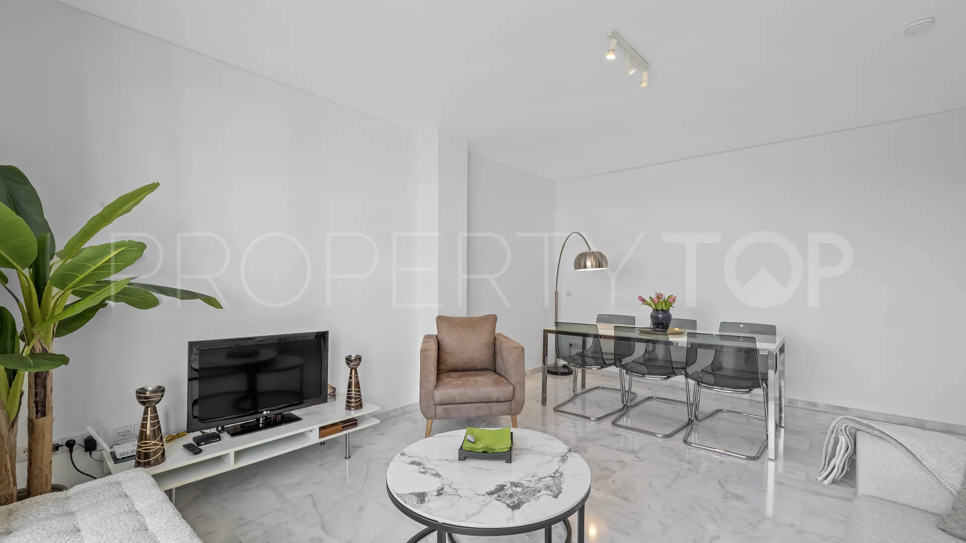 2 bedrooms penthouse for sale in Riviera del Sol