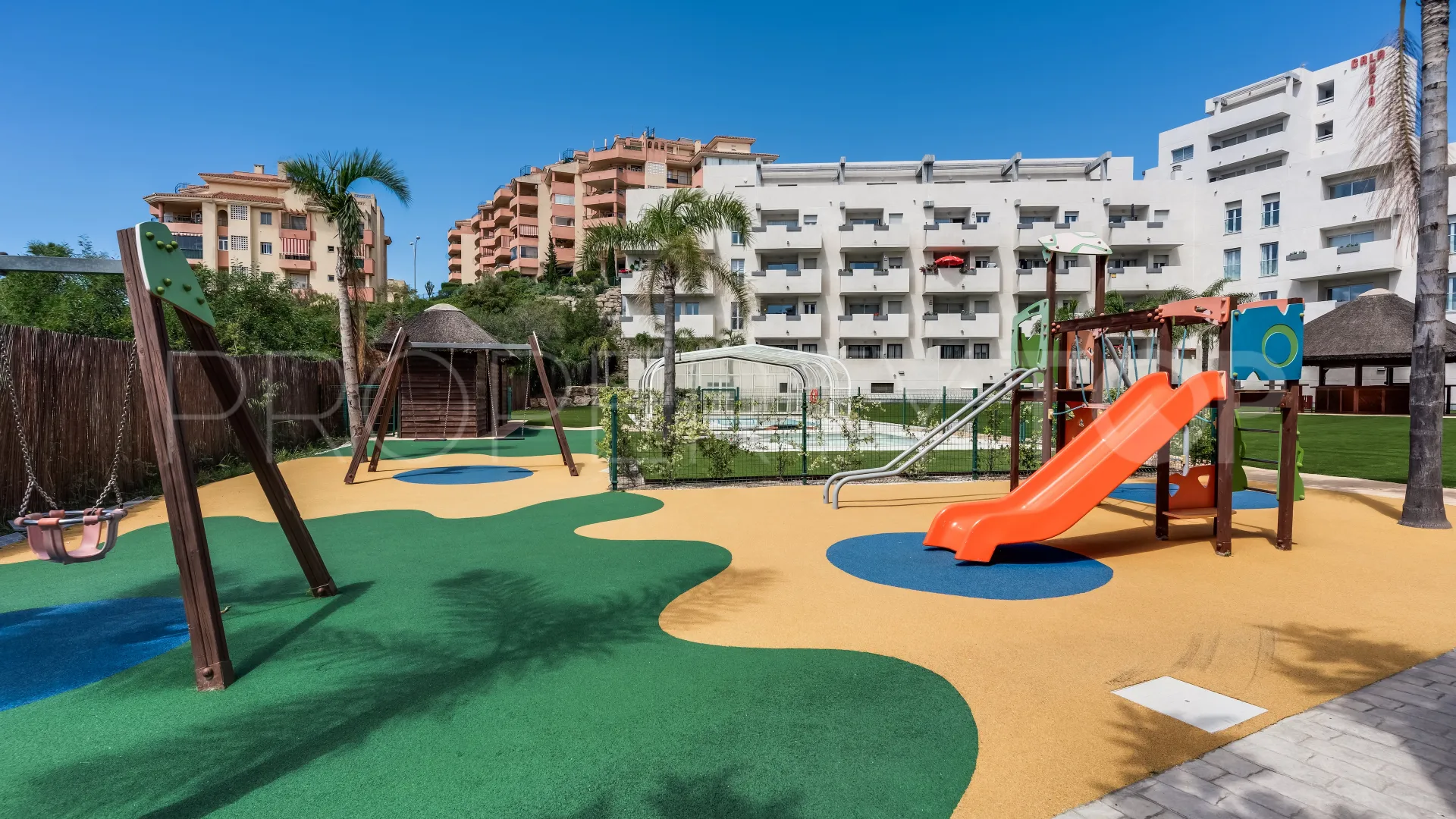 2 bedrooms penthouse for sale in Riviera del Sol