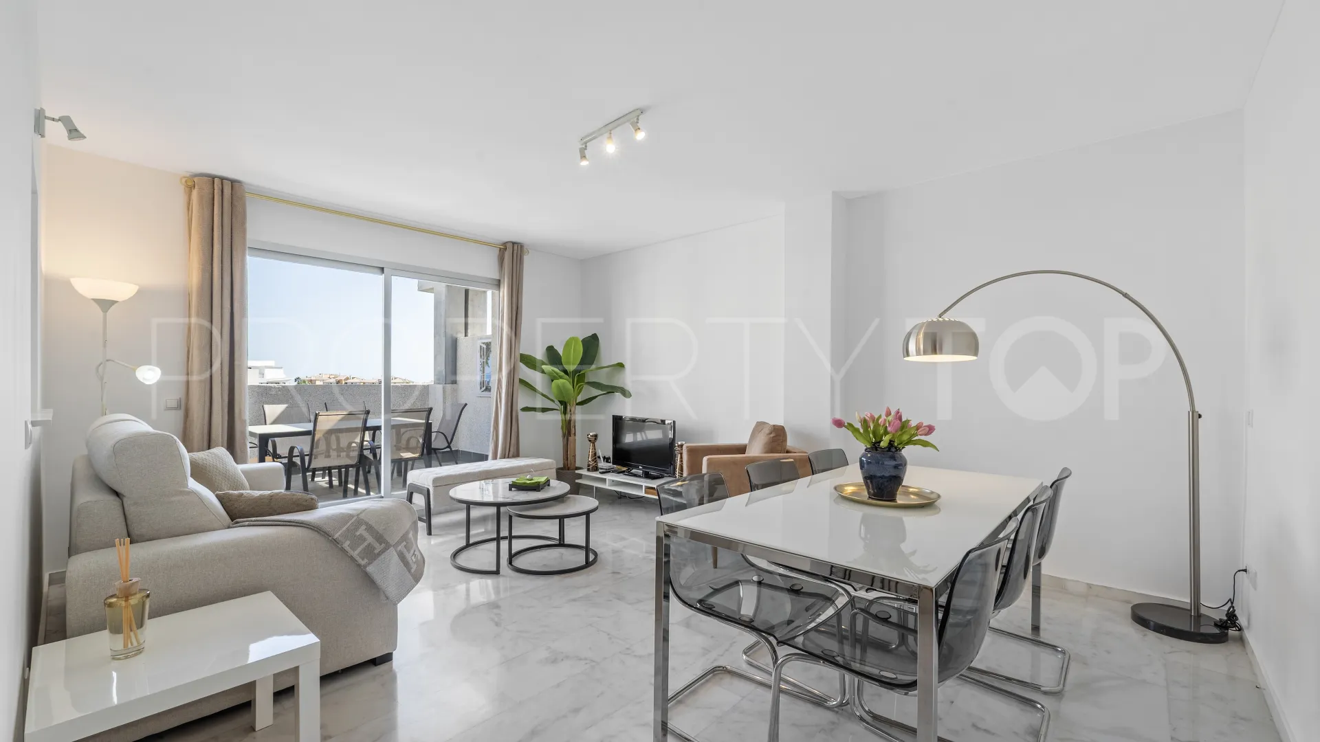 2 bedrooms penthouse for sale in Riviera del Sol
