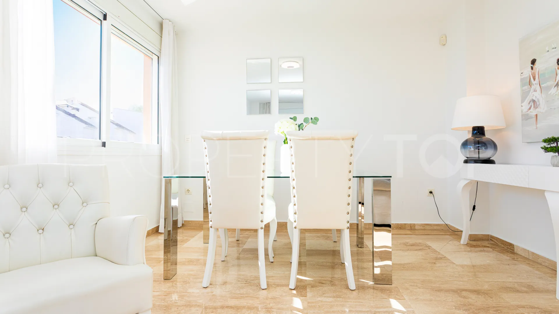 For sale Marbella East apartment with 2 bedrooms