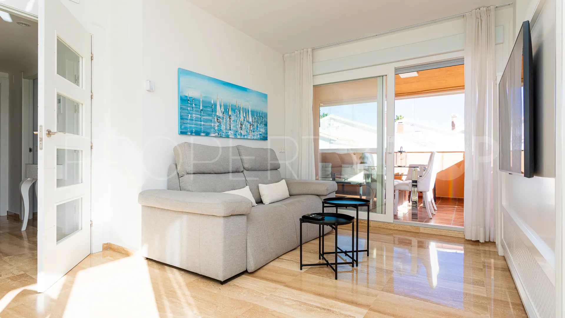 For sale Marbella East apartment with 2 bedrooms