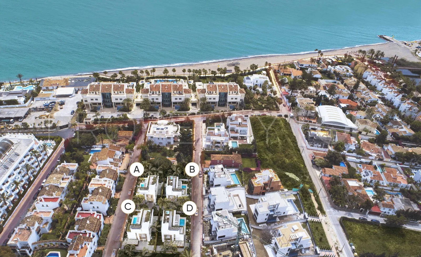 For sale 5 bedrooms villa in Rio Verde Playa