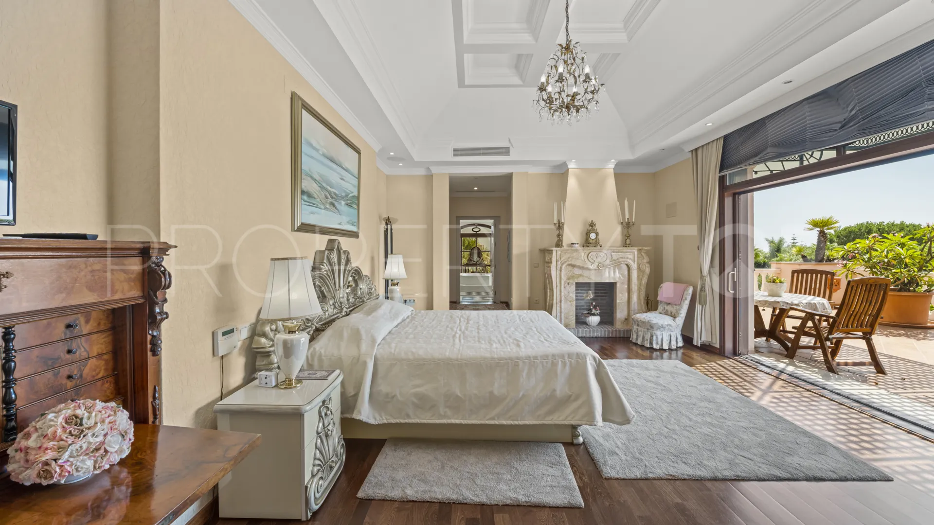Villa de 6 dormitorios en venta en Aloha