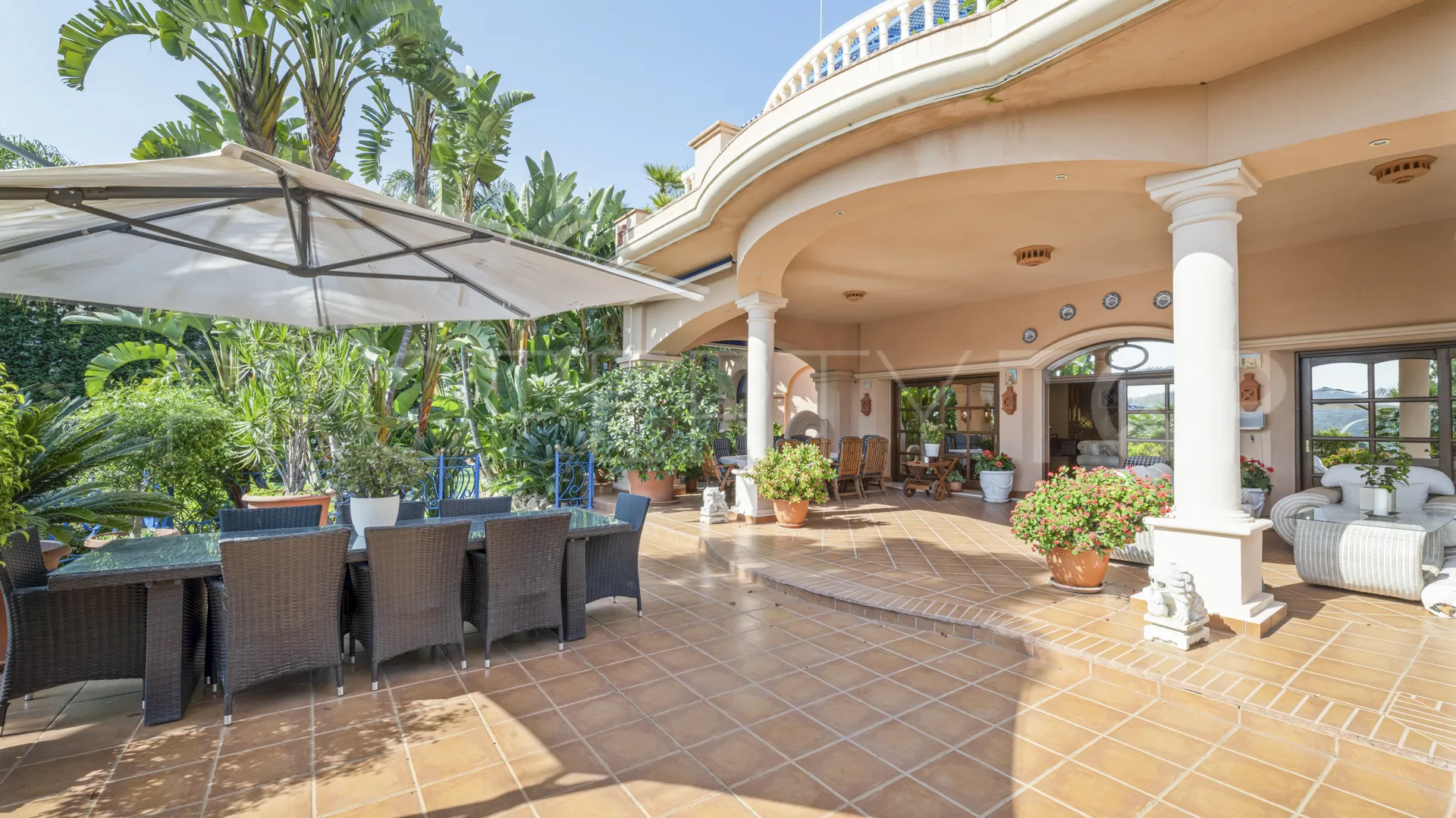 Villa de 6 dormitorios en venta en Aloha