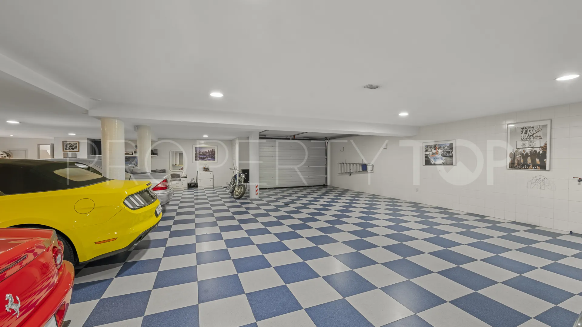 Villa de 6 dormitorios en venta en Aloha
