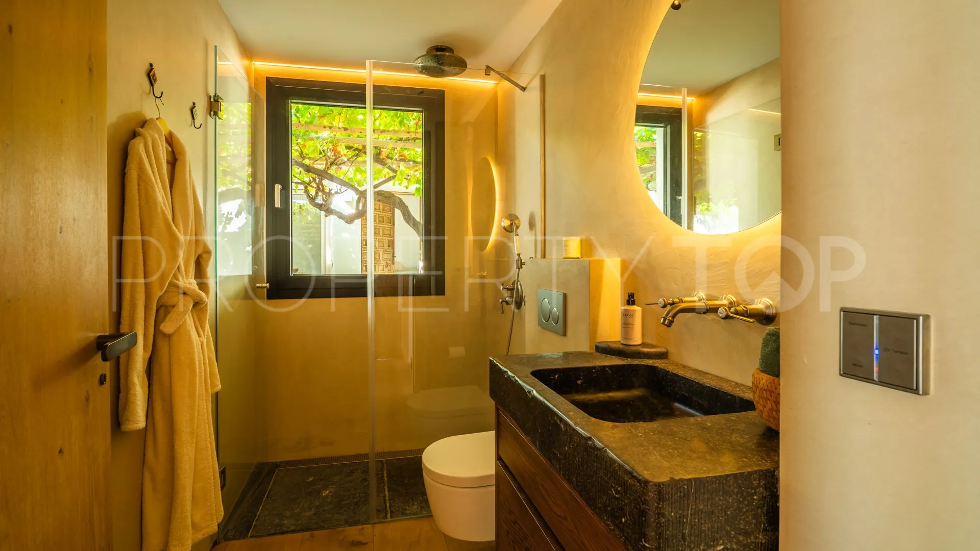 Buy Tarifa 4 bedrooms villa