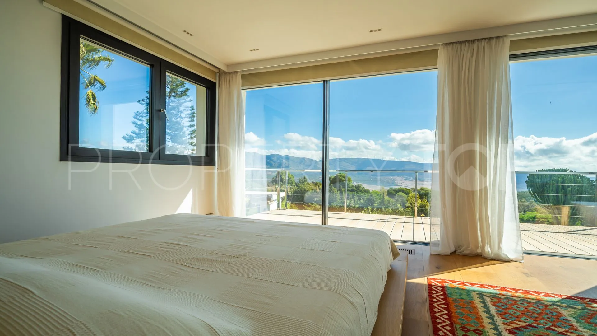Buy Tarifa 4 bedrooms villa