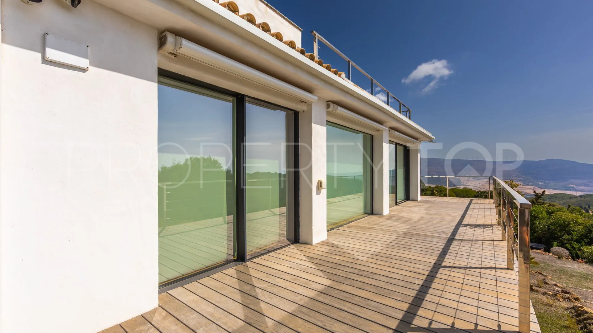 Buy Tarifa 4 bedrooms villa