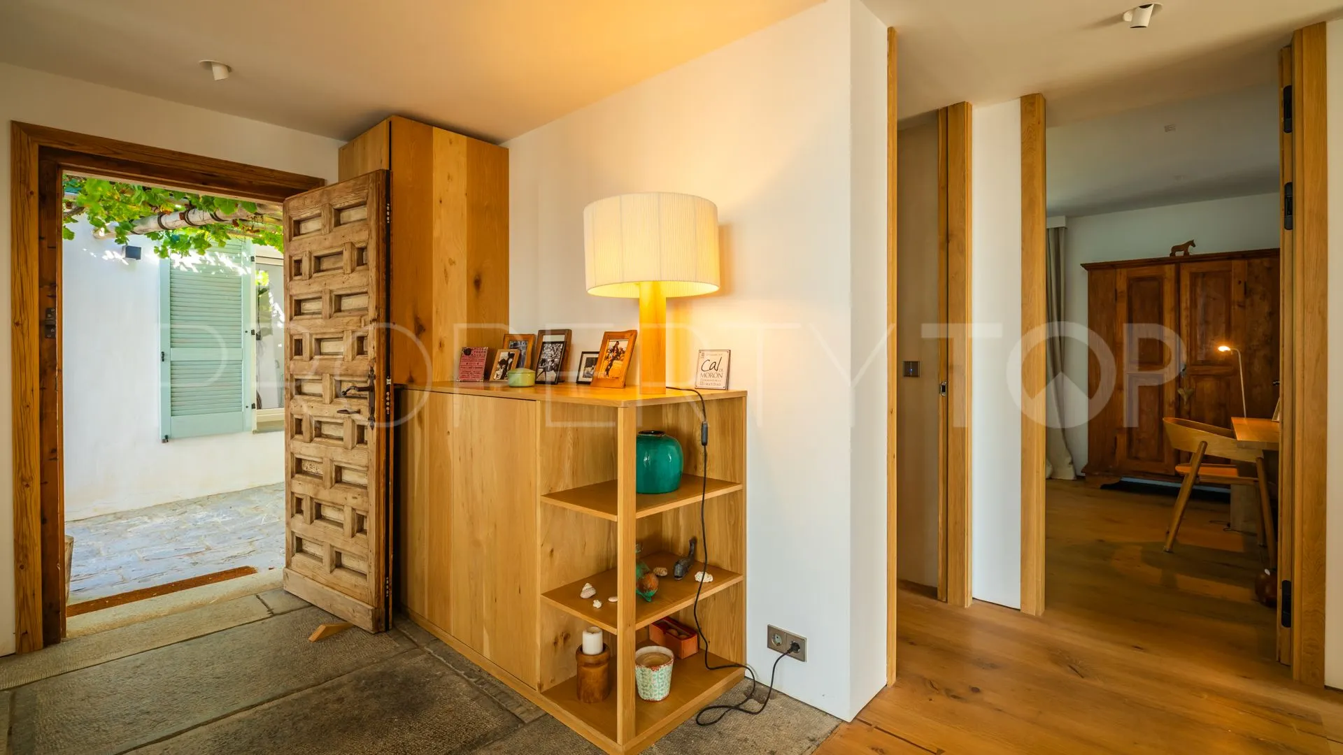Buy Tarifa 4 bedrooms villa