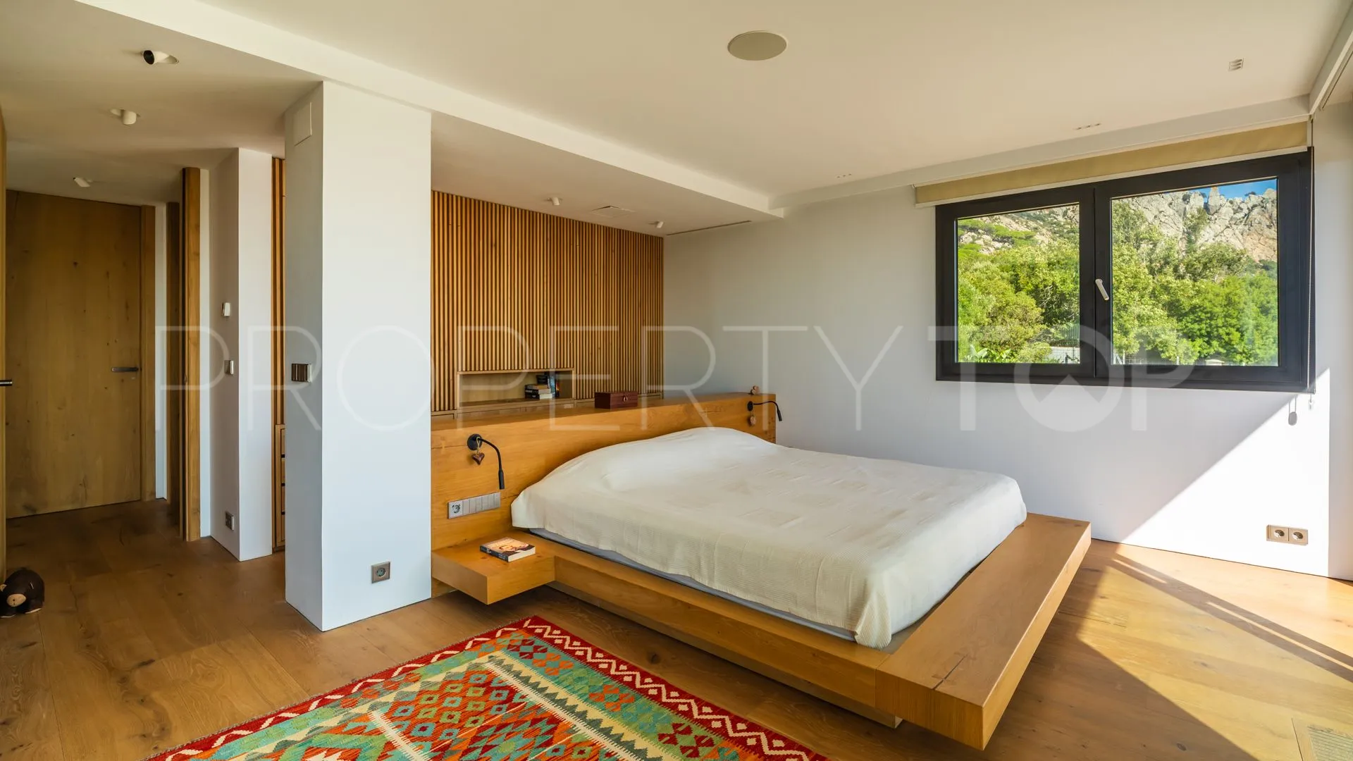 Buy Tarifa 4 bedrooms villa