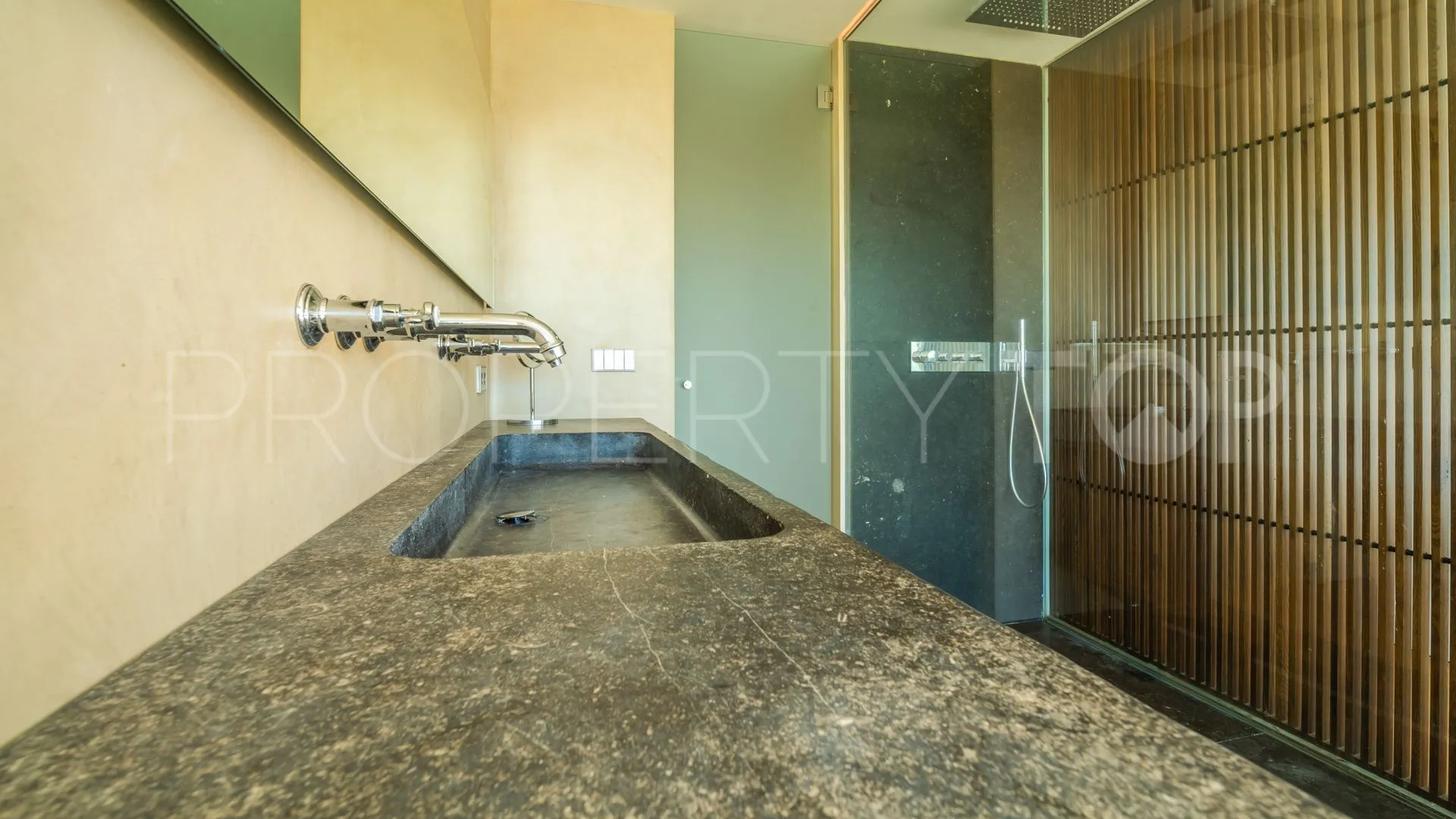 Buy Tarifa 4 bedrooms villa