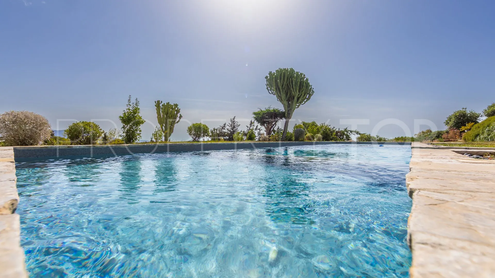 Buy Tarifa 4 bedrooms villa