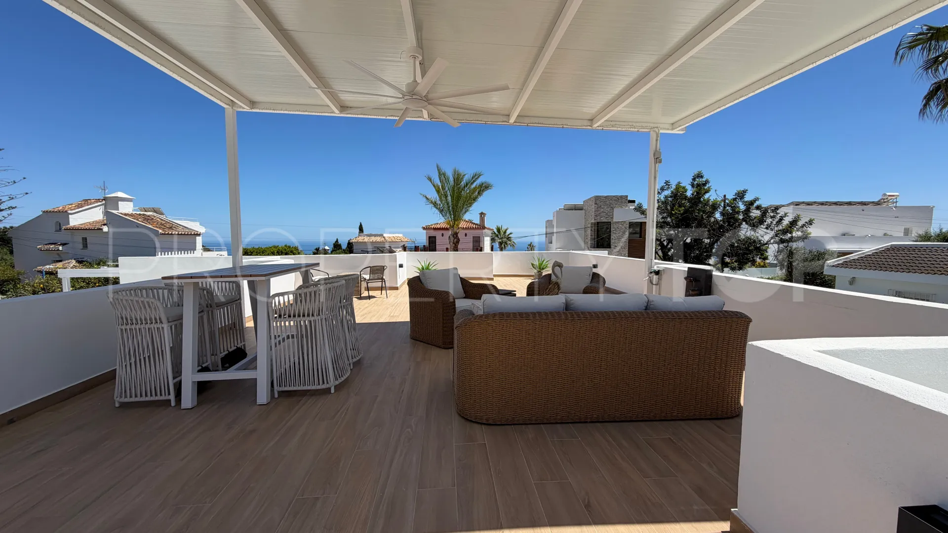 Benalmadena Costa 4 bedrooms villa for sale
