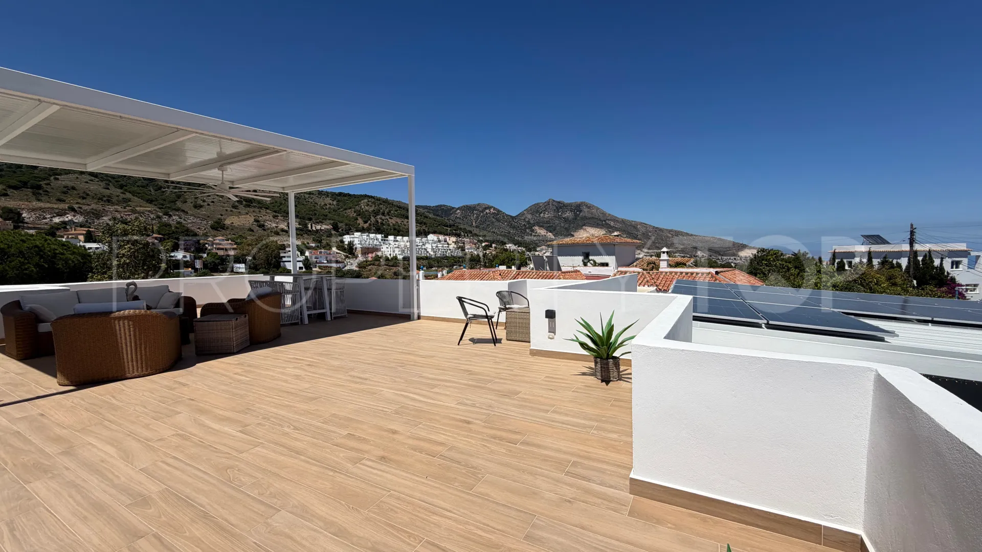 Benalmadena Costa 4 bedrooms villa for sale