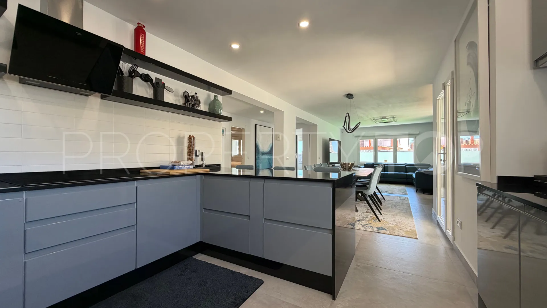 Benalmadena Costa 4 bedrooms villa for sale
