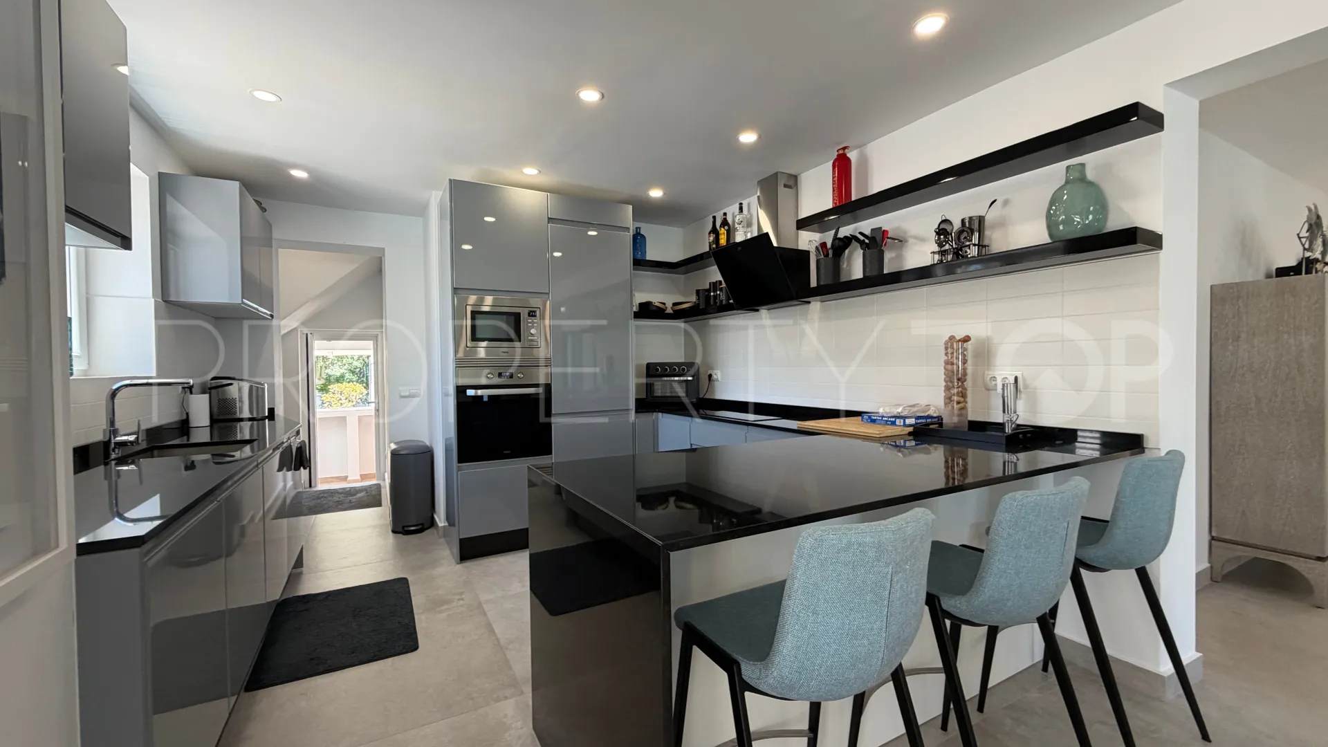Benalmadena Costa 4 bedrooms villa for sale