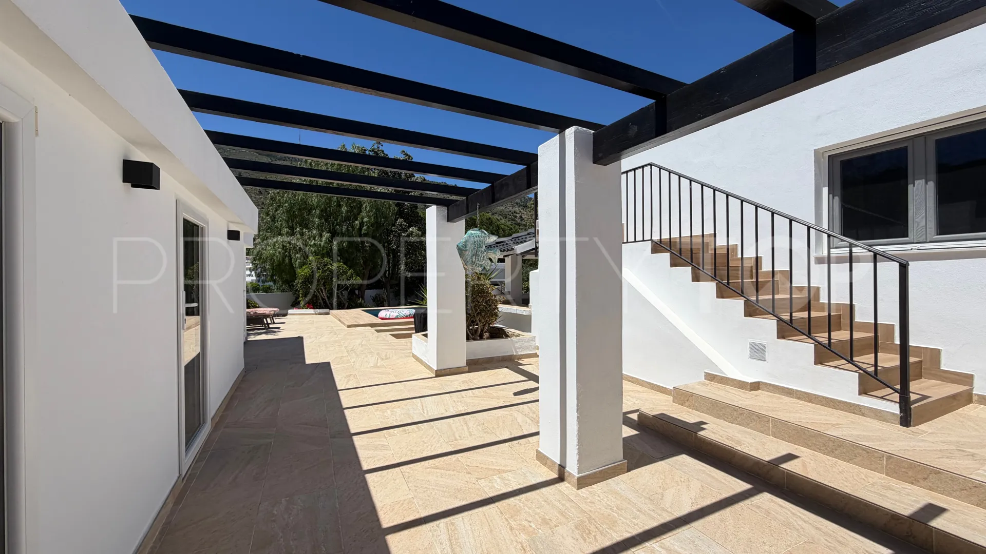 Benalmadena Costa 4 bedrooms villa for sale