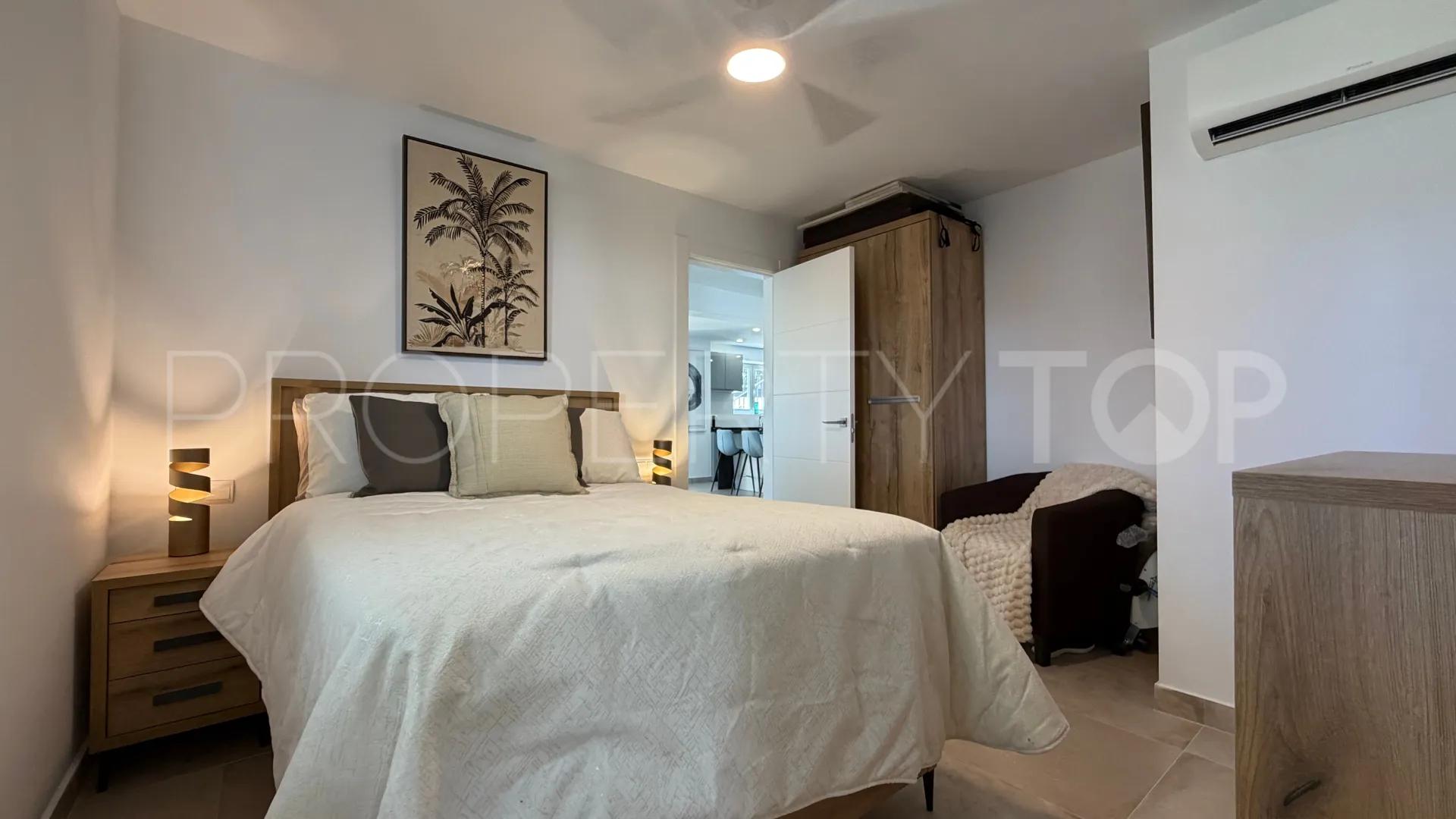 Benalmadena Costa 4 bedrooms villa for sale