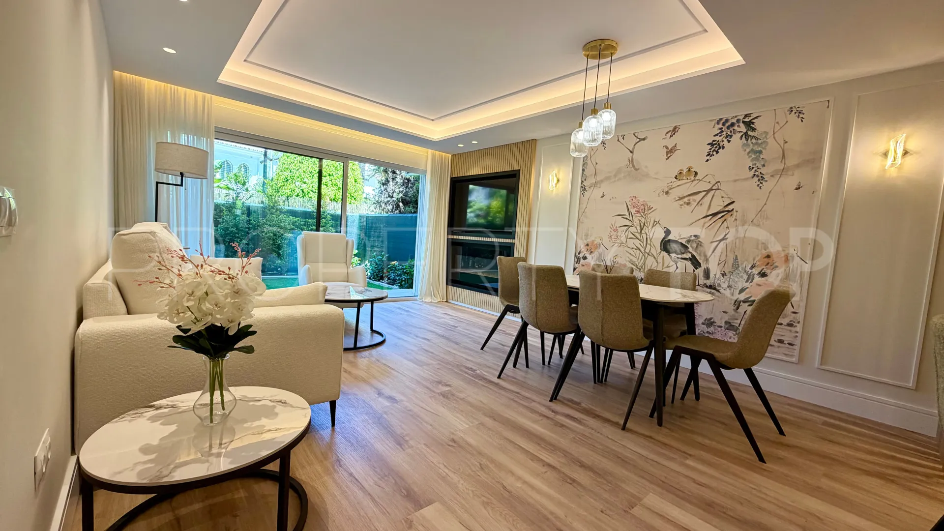 Apartamento planta baja en venta en Cortijo Blanco de 2 dormitorios
