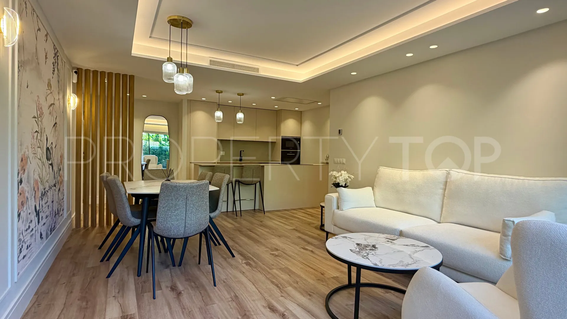 Apartamento planta baja en venta en Cortijo Blanco de 2 dormitorios