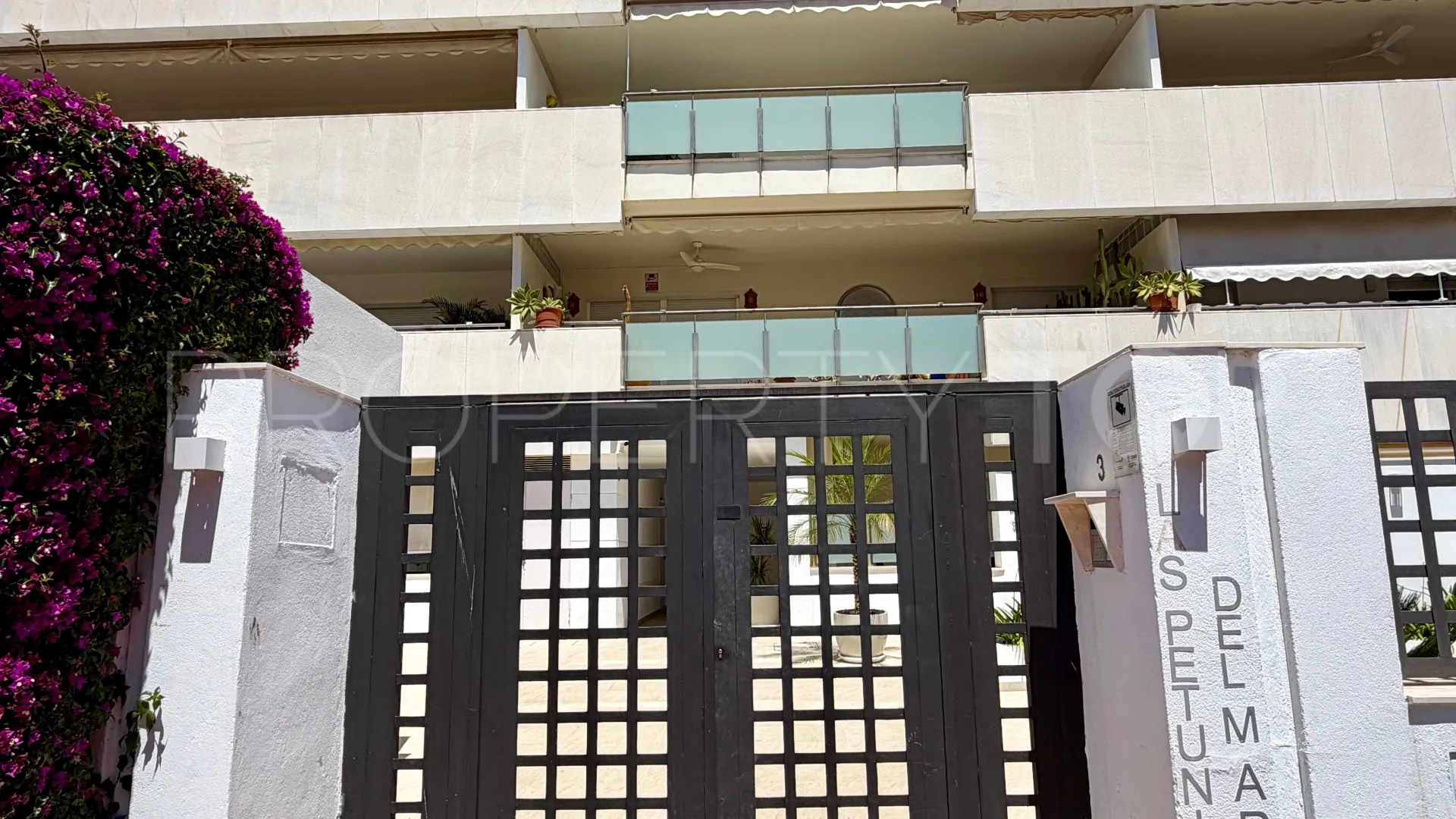 Apartamento planta baja en venta en Cortijo Blanco de 2 dormitorios