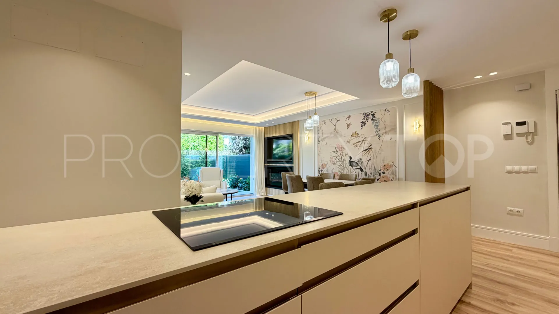 Apartamento planta baja en venta en Cortijo Blanco de 2 dormitorios