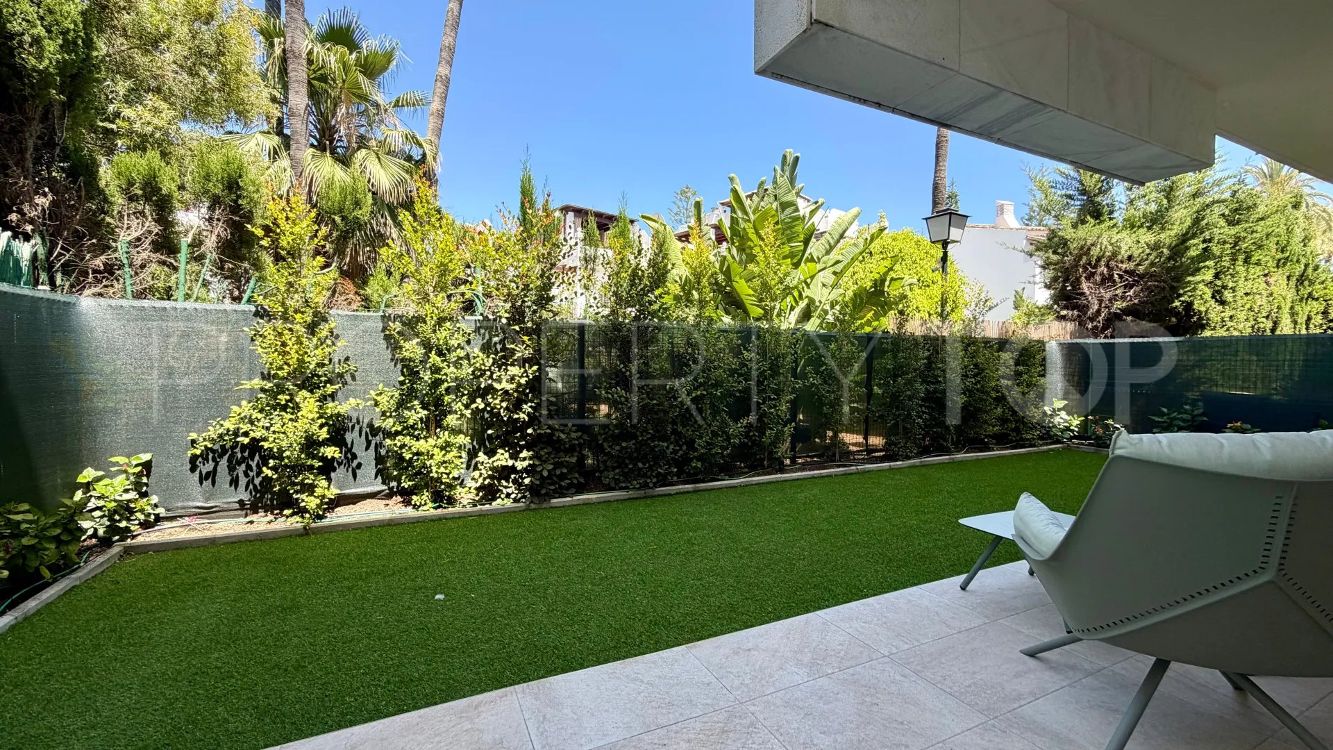 Apartamento planta baja en venta en Cortijo Blanco de 2 dormitorios