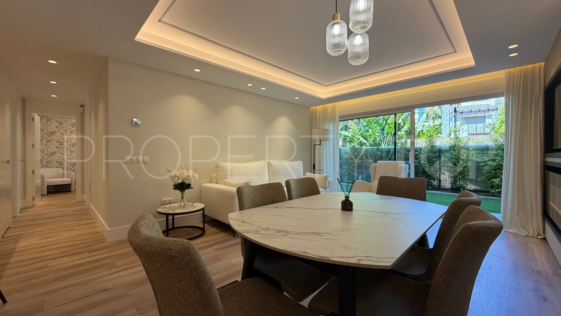 Apartamento planta baja en venta en Cortijo Blanco de 2 dormitorios