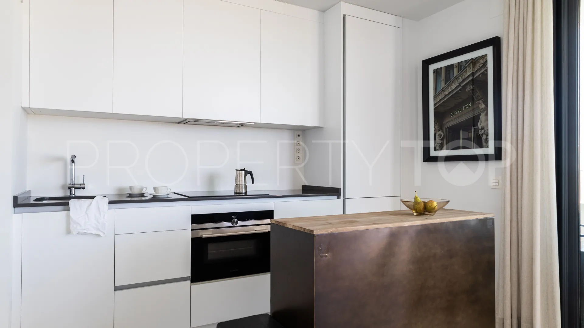 Apartment for sale in El Higueron with 2 bedrooms