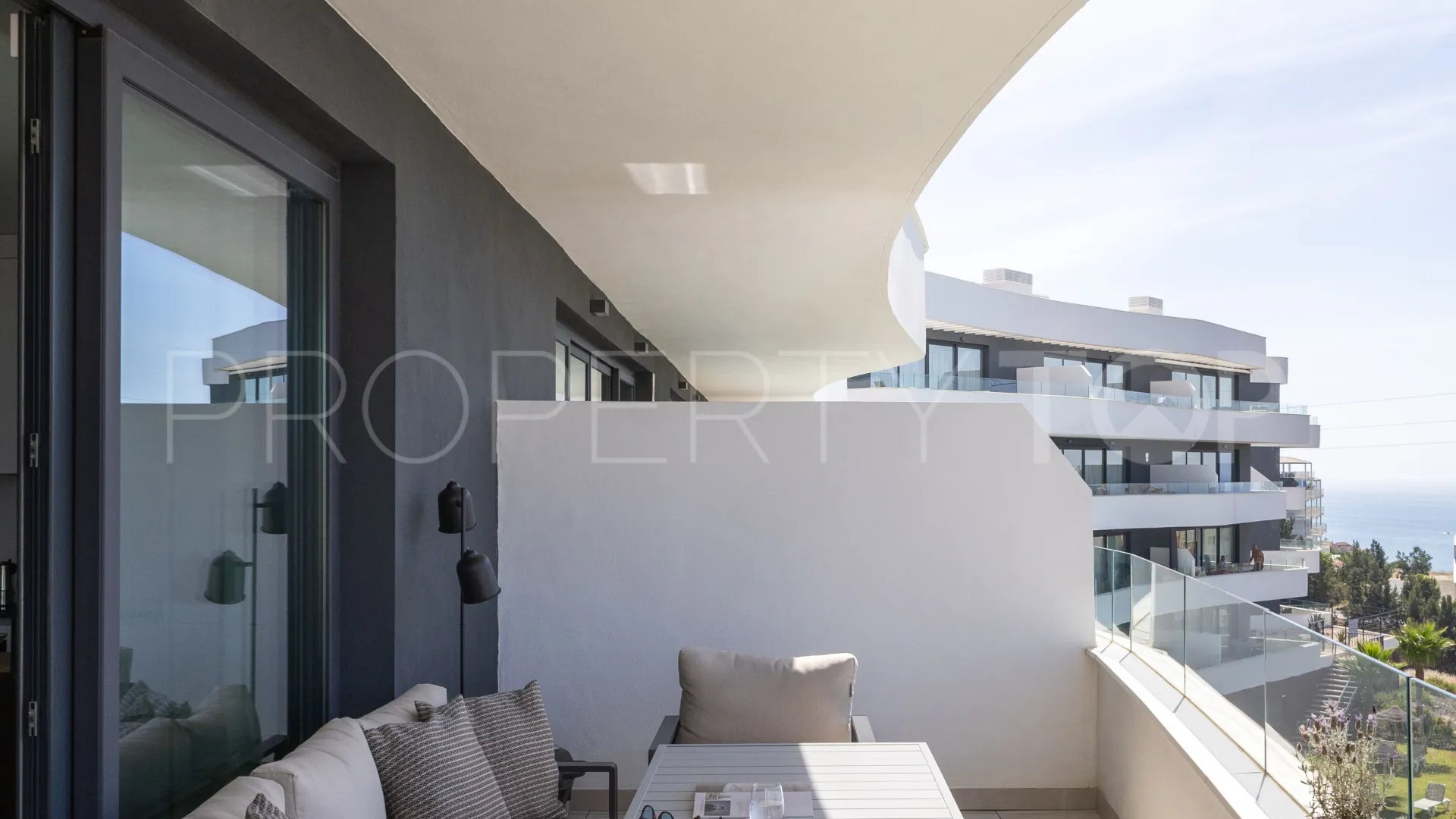 Apartment for sale in El Higueron with 2 bedrooms