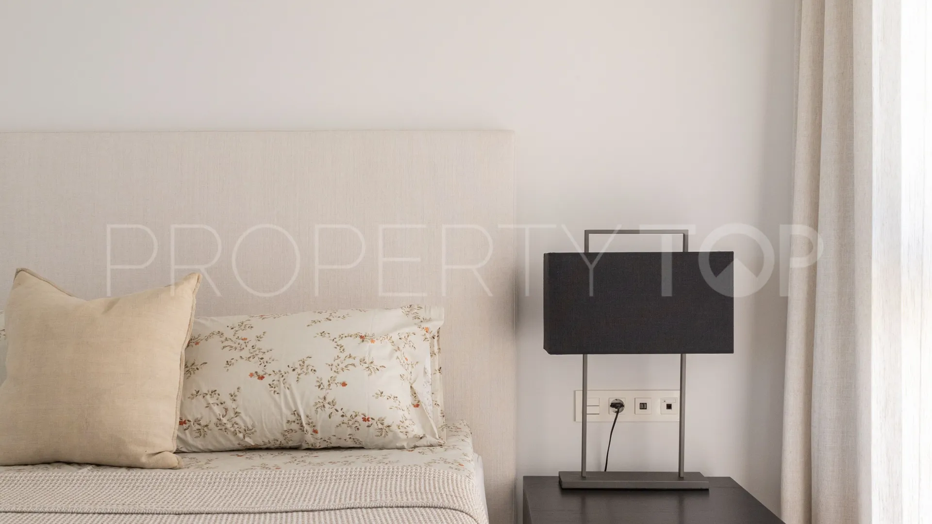 Apartment for sale in El Higueron with 2 bedrooms