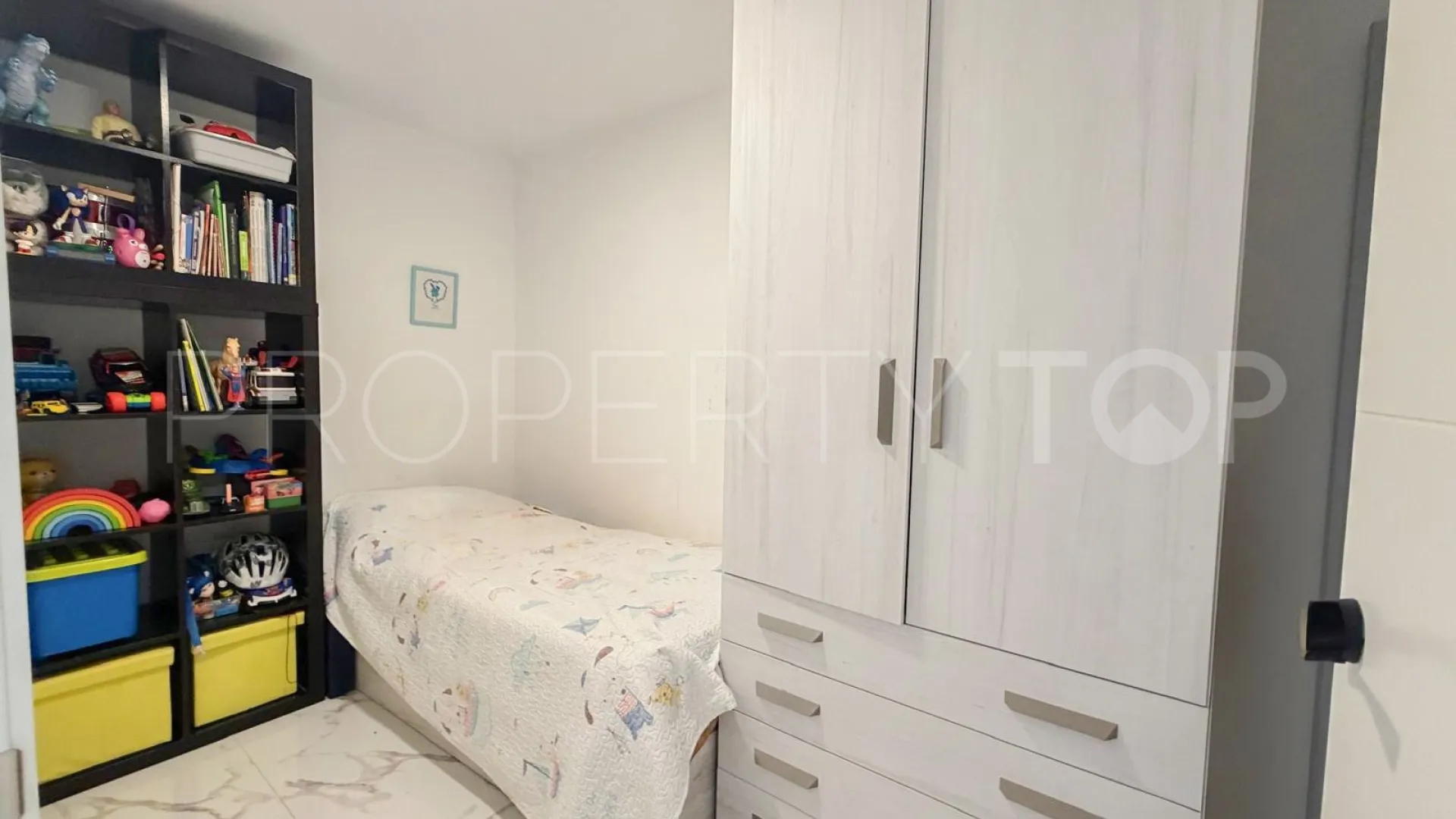 Piso en venta de 3 dormitorios en Jaen