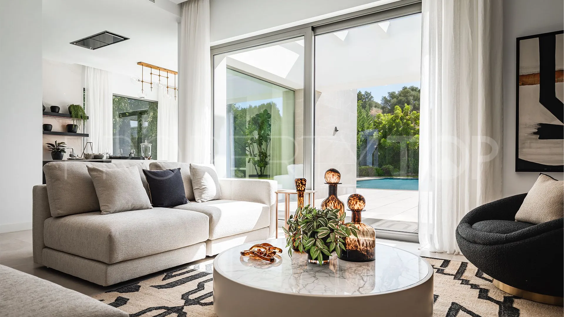 5 bedrooms villa for sale in Estepona East