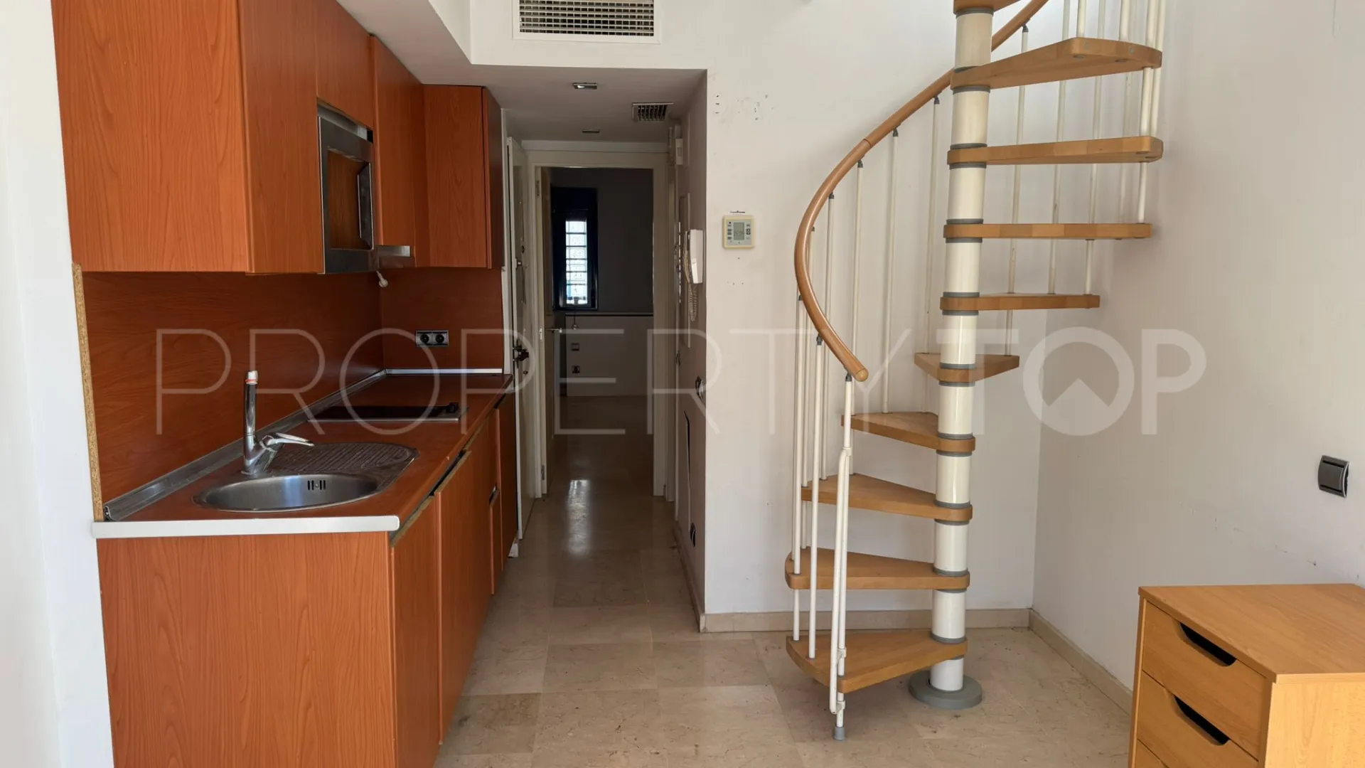 Benalmadena Costa, Ático con 1 dormitorio en venta
