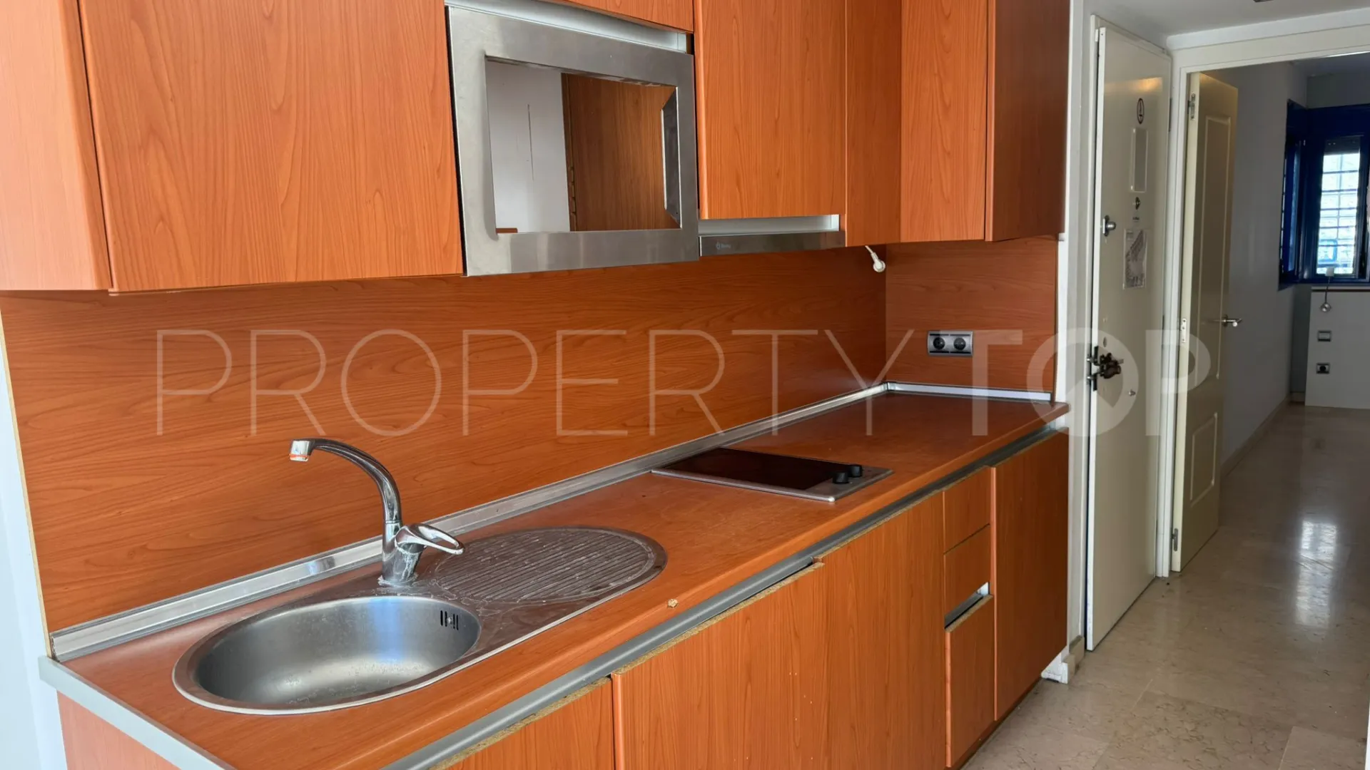 Benalmadena Costa, Ático con 1 dormitorio en venta