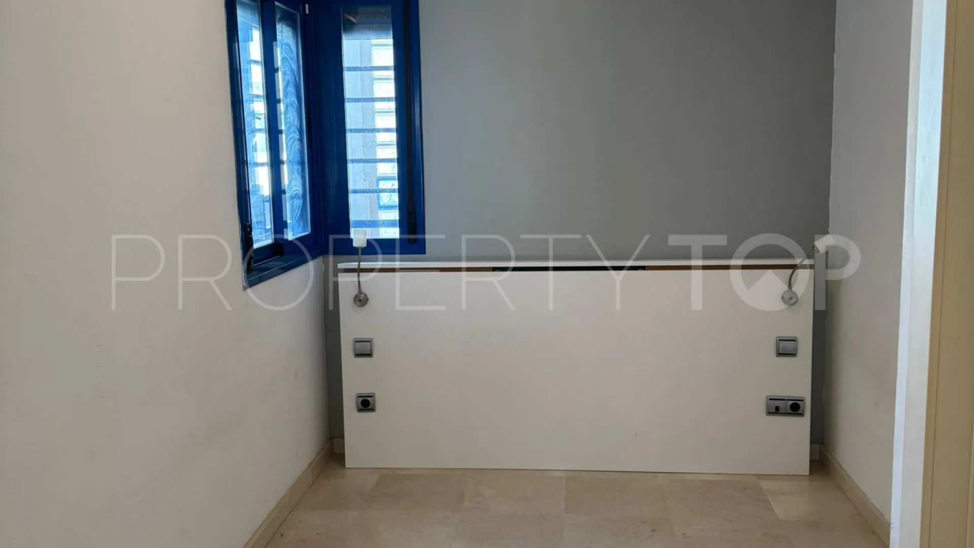Benalmadena Costa, Ático con 1 dormitorio en venta