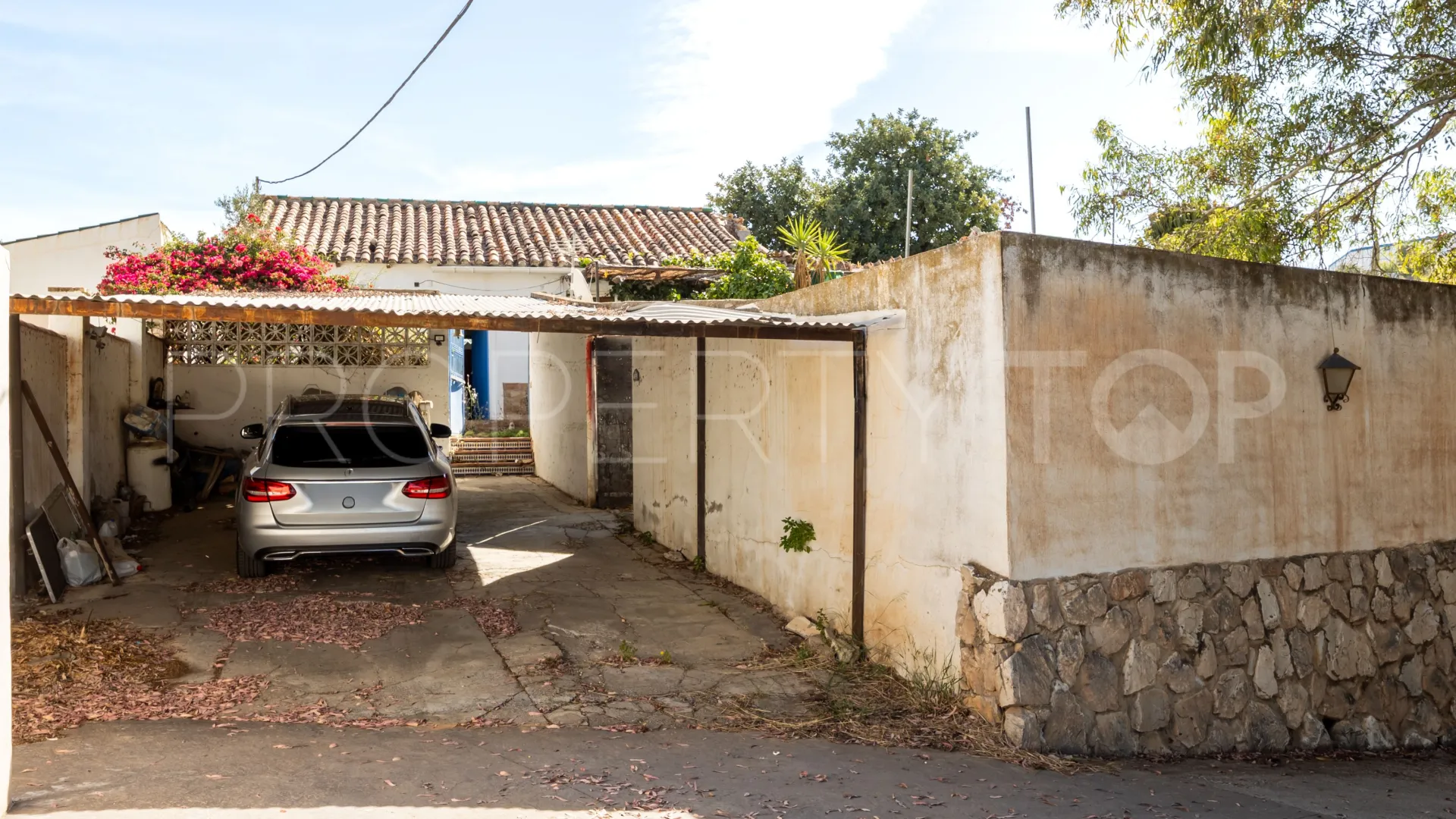 Buy house in Malaga - Este
