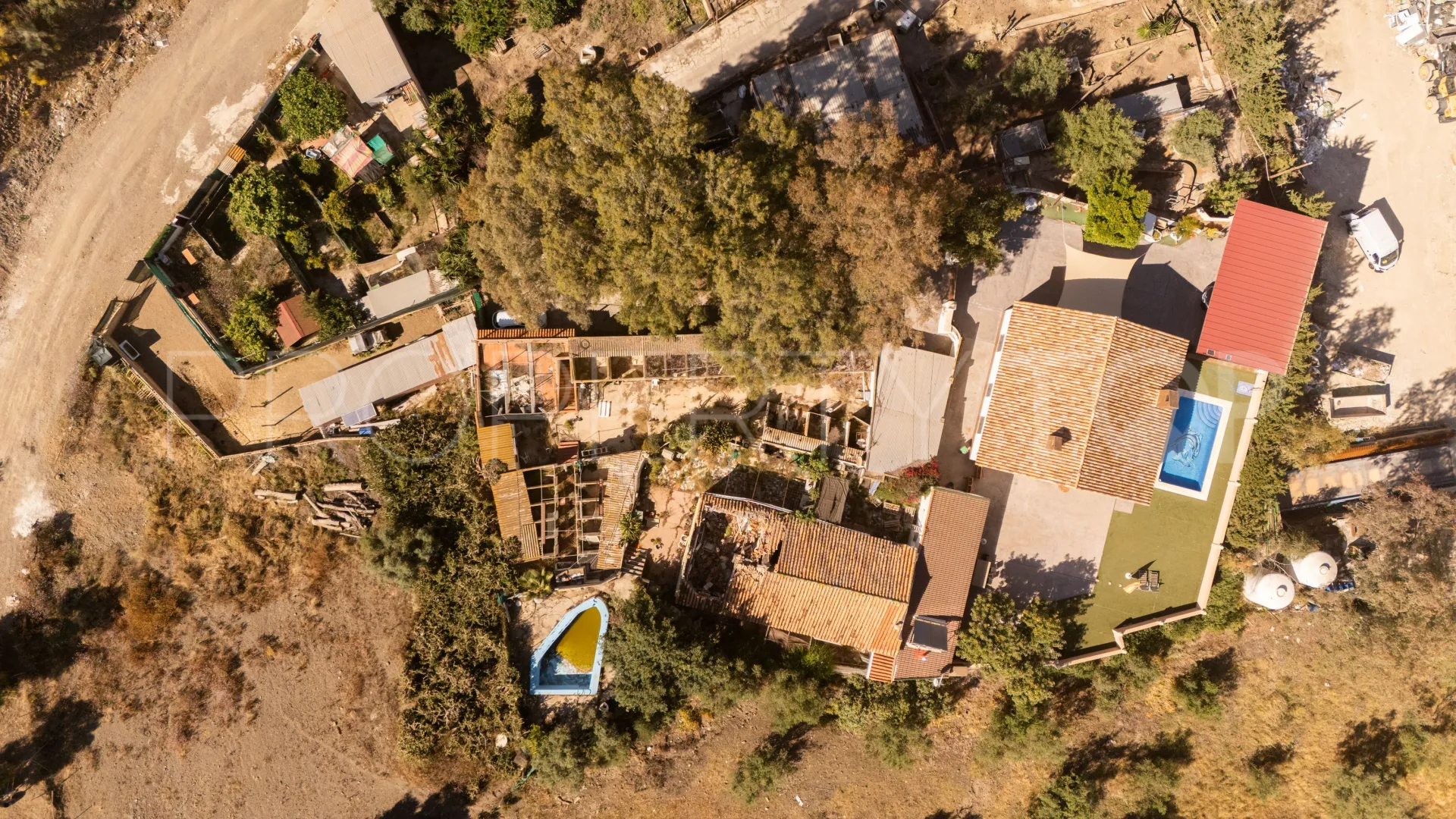 Buy house in Malaga - Este