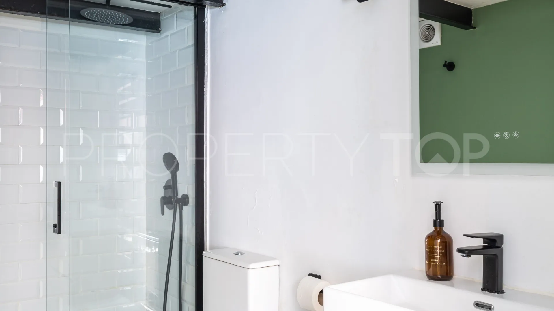 Ground floor apartment for sale in Malaga with 1 bedroom