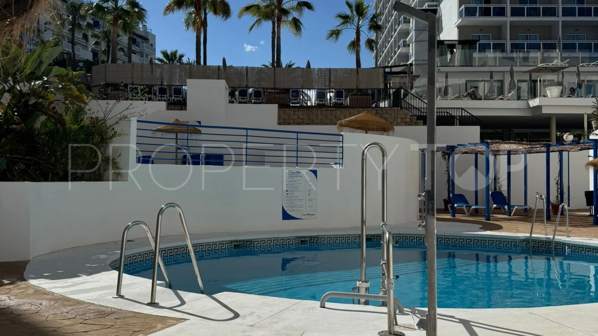 Ático en venta en Benalmadena Costa con 1 dormitorio