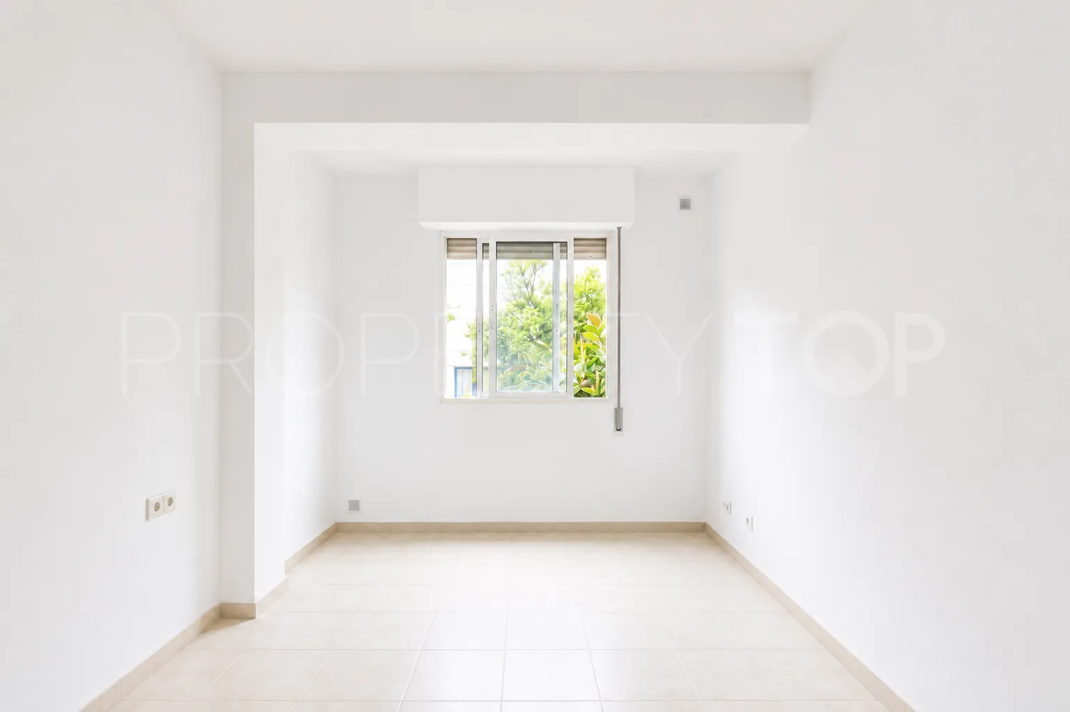 Apartamento en venta con 3 dormitorios en Marbella Centro