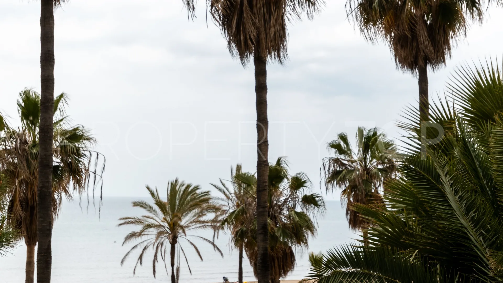 Apartamento en venta con 3 dormitorios en Marbella Centro