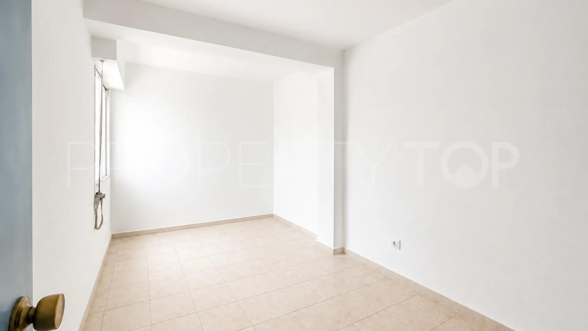 Apartamento en venta con 3 dormitorios en Marbella Centro