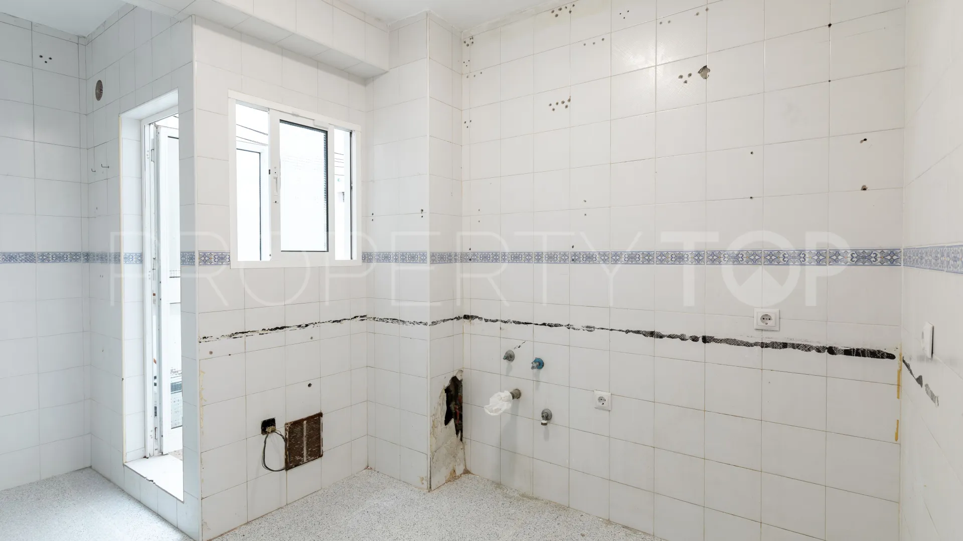 Apartamento en venta con 3 dormitorios en Marbella Centro