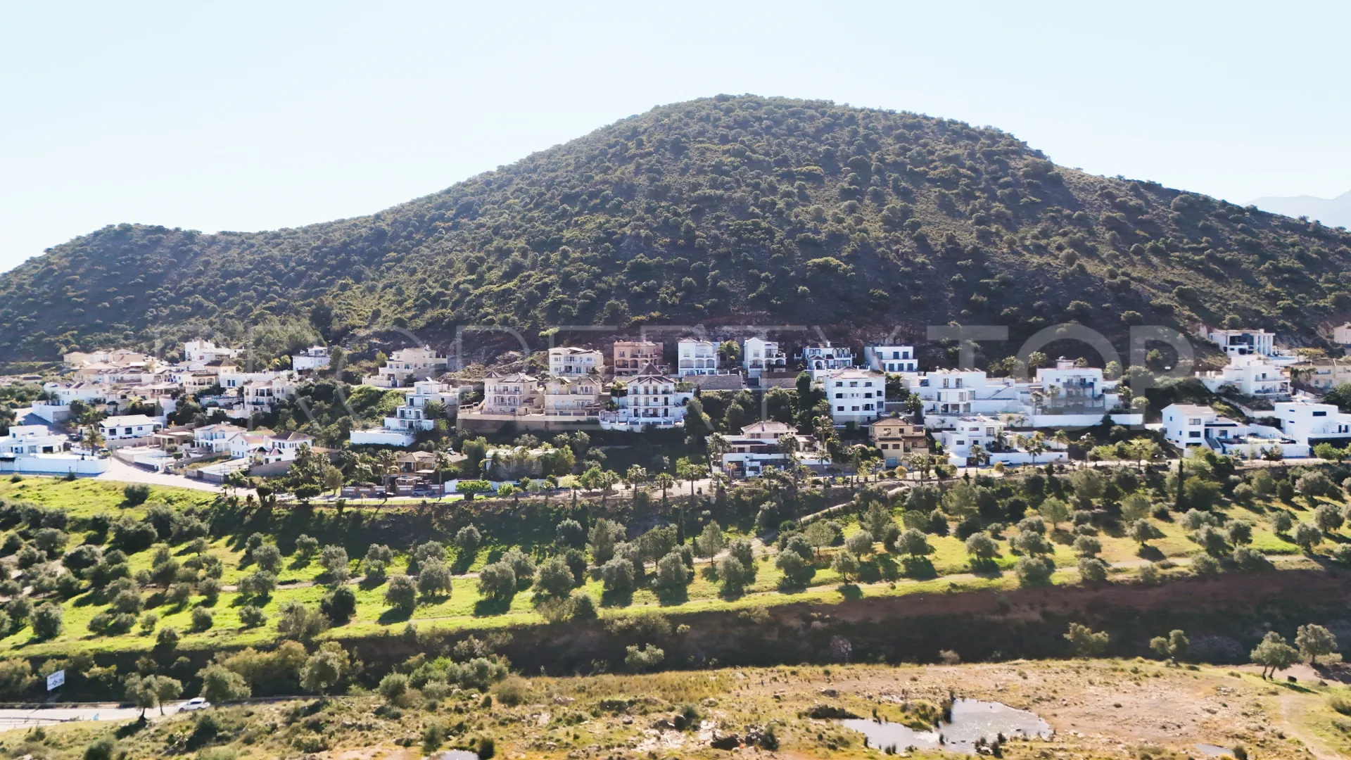 Plot for sale in Coin